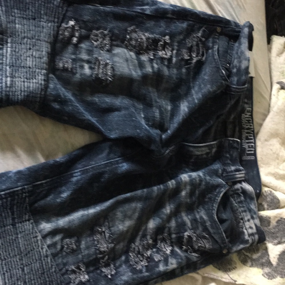 “Encrypted Jeans - Picture 3 of 4